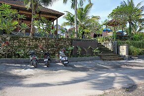 Kelingking Tatakan Bungalow