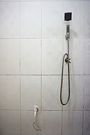 OYO 93355 Maestro Home Syariah