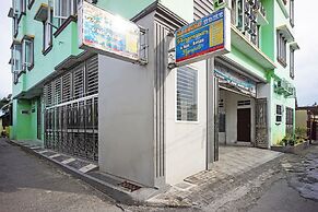 OYO 93355 Maestro Home Syariah