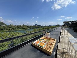 Riverside Wing Hotel Guilin