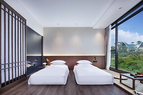 Riverside Wing Hotel Guilin