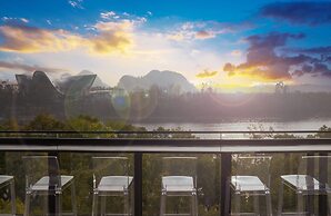 Riverside Wing Hotel Guilin