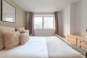 The London Bridge Collection