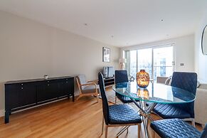 The London Bridge Collection