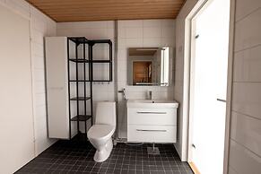 2ndhomes Gorgeous & Unique Top Floor Apt