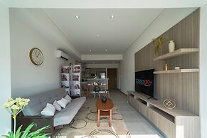 Tower Indico by Casago