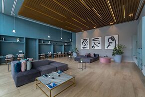 Tower Indico by Casago