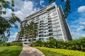 Tower Indico by Casago