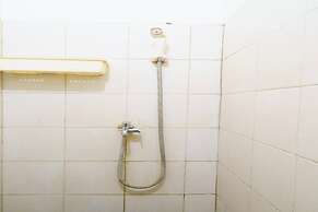 OYO 93369 Apartemen Gateway Cicadas By Qq Rent 2