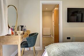 The Bridge House Henley