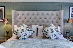 The Bridge House Henley