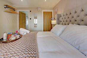 The Bridge House Henley