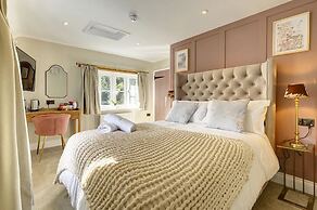 The Bridge House Henley