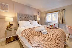 The Bridge House Henley