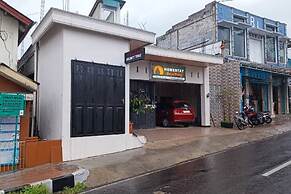 OYO 93363 Senja Dieng Homestay Syariah