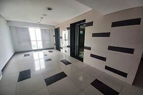 OYO 93373 Apartement Sentraland Karawang By Gs
