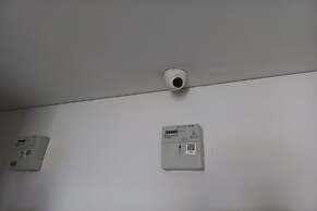 OYO 93373 Apartement Sentraland Karawang By Gs