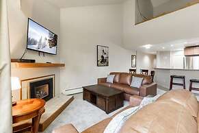 17 Vail Road 3 Bedroom Condo by RedAwning