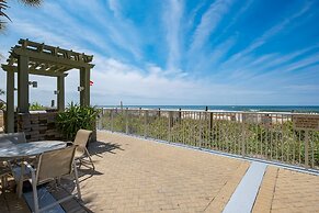 Emerald Isle 2 Bedroom Condo by RedAwning