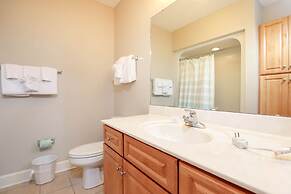 Phoenix On The Bay 2 2109 3 Bedroom Condo