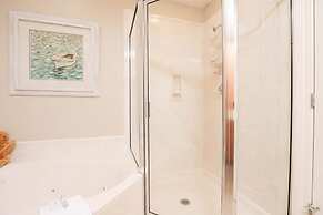 Phoenix On The Bay 2 2109 3 Bedroom Condo