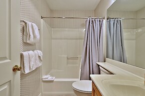 Pico Mountain Condo E306 2 Bedroom Condo