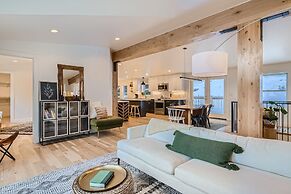 New Listing! Quandary View Retreat 3 Bedroom Home by RedAwning