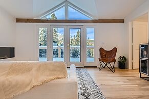 New Listing! Quandary View Retreat 3 Bedroom Home by RedAwning