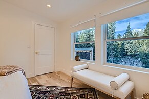 New Listing! Quandary View Retreat 3 Bedroom Home by RedAwning