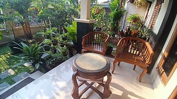 SPOT ON 93376 Roemah Ambarrukma 185 Syariah