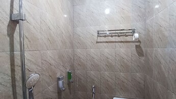 SPOT ON 93376 Roemah Ambarrukma 185 Syariah