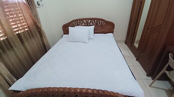 SPOT ON 93376 Roemah Ambarrukma 185 Syariah