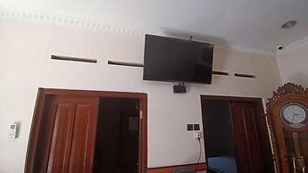 SPOT ON 93376 Roemah Ambarrukma 185 Syariah