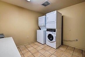 Ski-in/ski-out Brighton Condo w/ Pool & Hot Tub