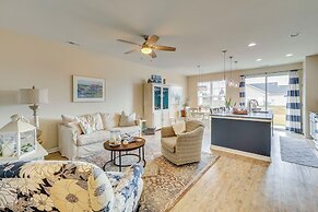 Sweet Dreamin Townhome ~ 7 Mi to Beach!