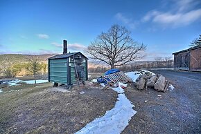 Charming New York Chalet w/ Hot Tub & Game Room!