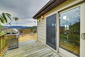 Charming New York Chalet w/ Hot Tub & Game Room!