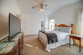 Moore Haven Getaway w/ Deck & Private Pool