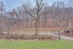 Pet-friendly Home ~ 10 Mi to Hocking Hills!