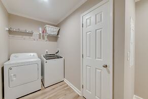 Family-friendly Home w/ Deck Near Colonial Beach!