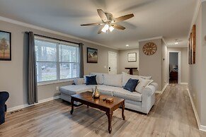 Family-friendly Home w/ Deck Near Colonial Beach!