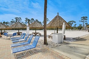 Family-friendly Pensacola Home < 1 Mi to Beach!