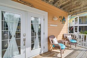 Family-friendly Pensacola Home < 1 Mi to Beach!