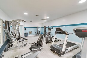 Family-friendly Pensacola Home < 1 Mi to Beach!