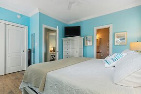 Family-friendly Pensacola Home < 1 Mi to Beach!