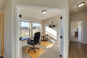 Peaceful Deary Vacation Rental w/ Deck & Views!
