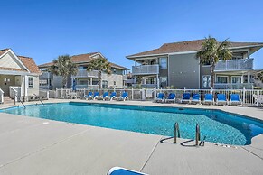 NMB Condo: Walk to the Beach or Use the Pool!