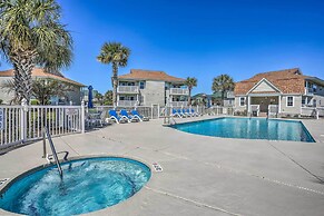 NMB Condo: Walk to the Beach or Use the Pool!