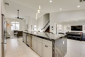 Glendale Home w/ Fire Pit Near State Farm Stadium!