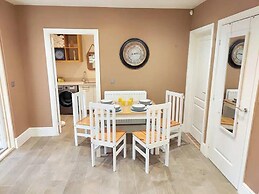 The Ayres House 2-bed Apartment in Cambridge